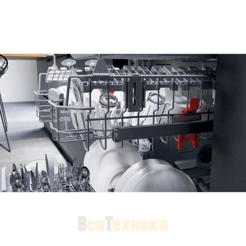 Посудомоечная машина Hotpoint HIC 3C26 C