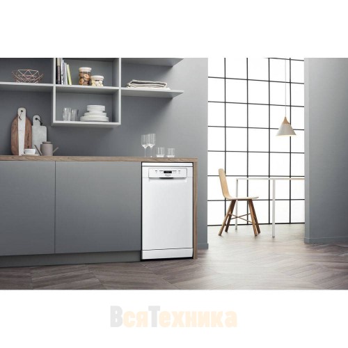 Посудомоечная машина Hotpoint HSFC 3M19 C