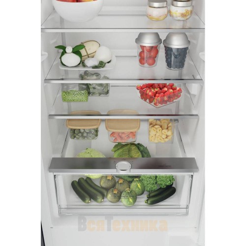 Холодильник Hotpoint HAC18 T311