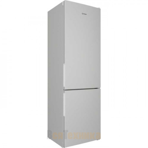 Холодильник Indesit ITR 4200 W