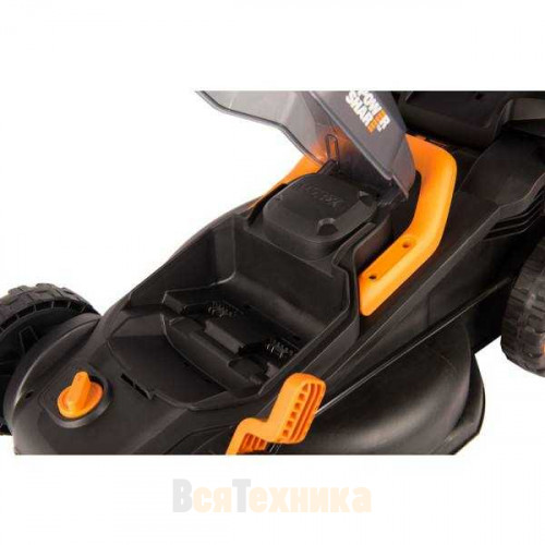 Газонокосилка аккумуляторная Worx WG779E