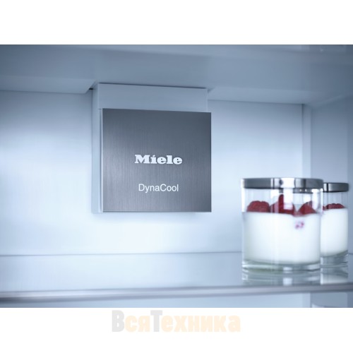 Встраиваемый холодильник Miele K 7737 D