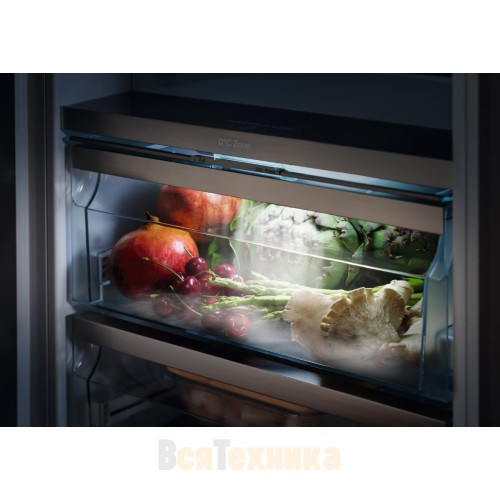 Встраиваемый холодильник Miele K 7797 C L