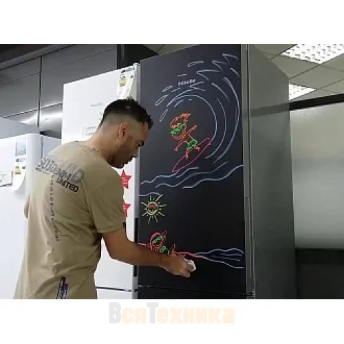 Холодильник Miele KFN 29283 D BB