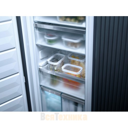 Встраиваемый морозильник Miele FNS 7774 D