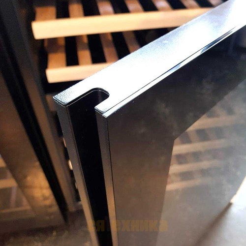 Винный шкаф Temptech Elegance GRN46DB