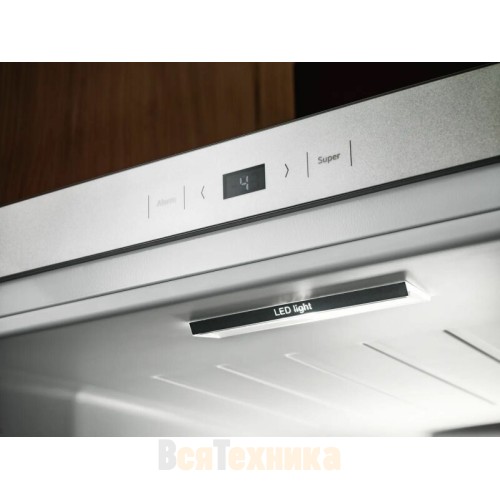 Холодильник Neff KI1813DD0