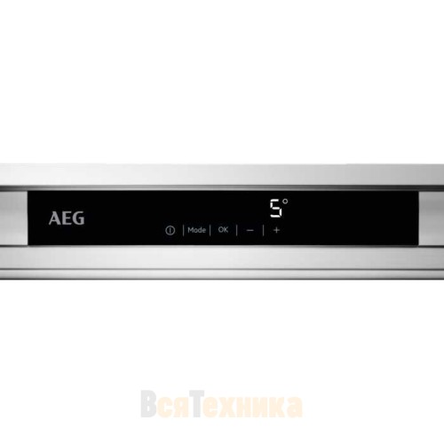 Холодильник AEG SKE818E1DC
