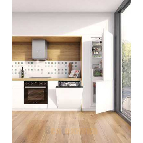 Встраиваемый двухкамерный холодильник Gorenje NRKI 2181 E1