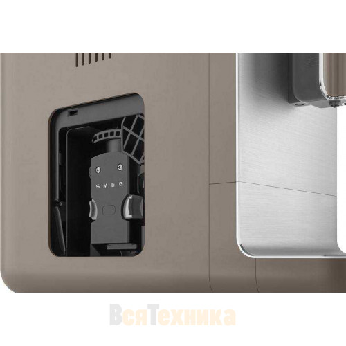 Автоматическая кофемашина Smeg BCC02TPMEU