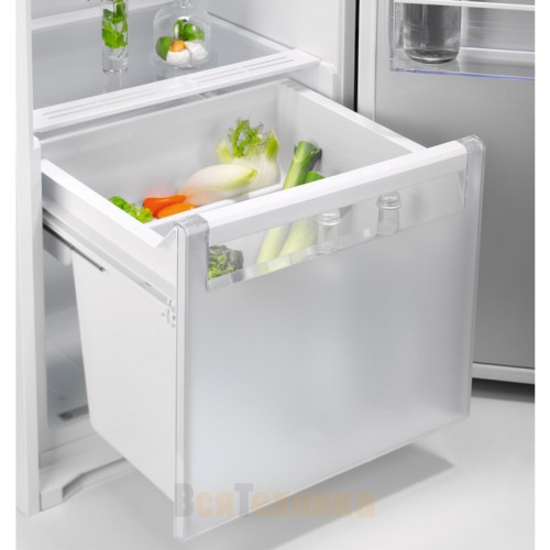 Встраиваемый холодильник Electrolux ERD6DE18S4