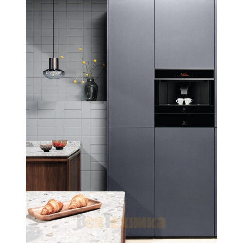 Встраиваемая кофемашина Electrolux EBC85X