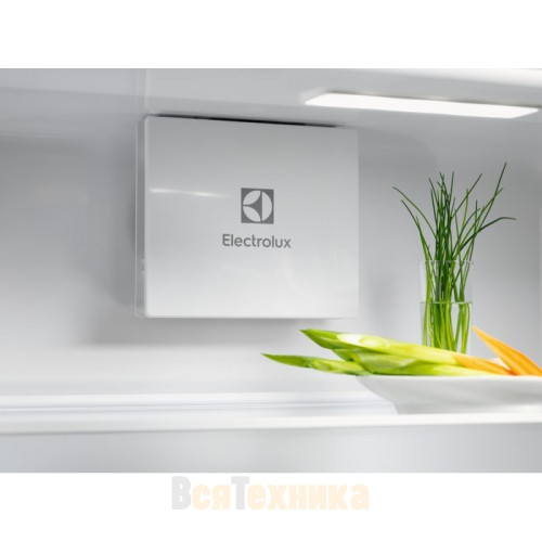 Встраиваемый холодильник Electrolux LND5FE18S