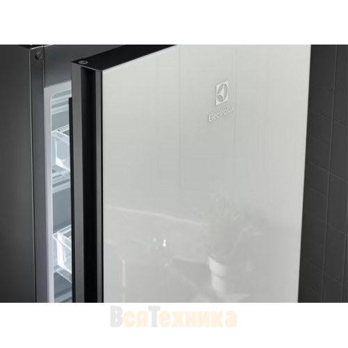 Холодильник Electrolux LNT7ME34G1