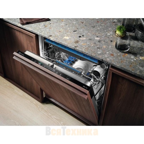 Встраиваемая посудомоечная машина Electrolux EES48400L