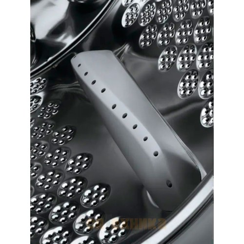 Стирально-сушильная машина Electrolux EW7WR447W