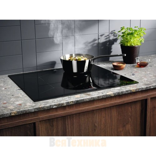 Варочная панель Electrolux EIS62443