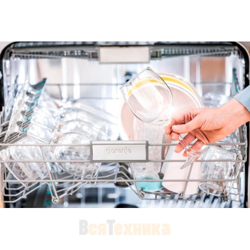 Встраиваемая посудомоечная машина Gorenje GV663C61