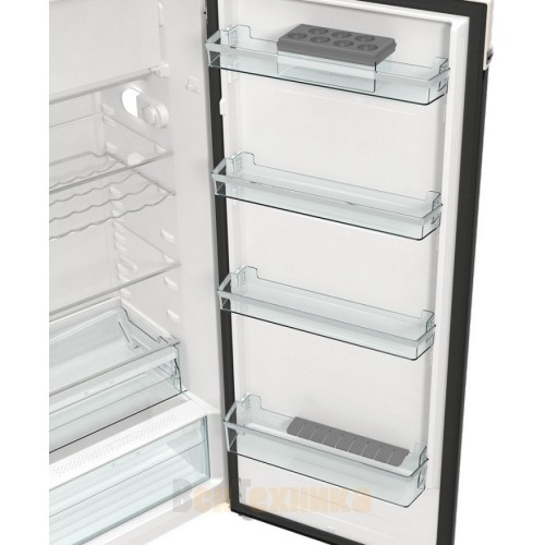 Отдельностоящий двухкамерный холодильник Gorenje OBRB615DBK