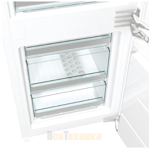 Встраиваемый двухкамерный холодильник Gorenje GDNRK5182A2