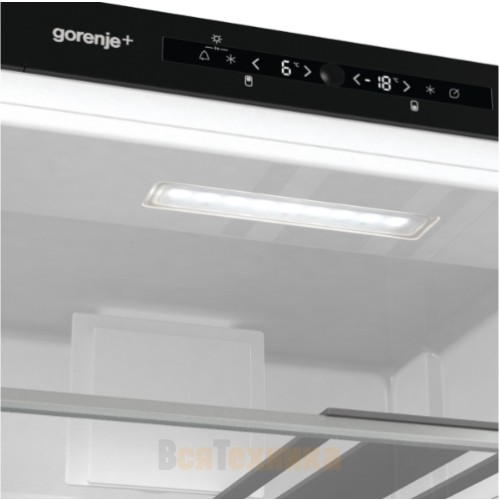 Встраиваемый двухкамерный холодильник Gorenje GDNRK5182A2