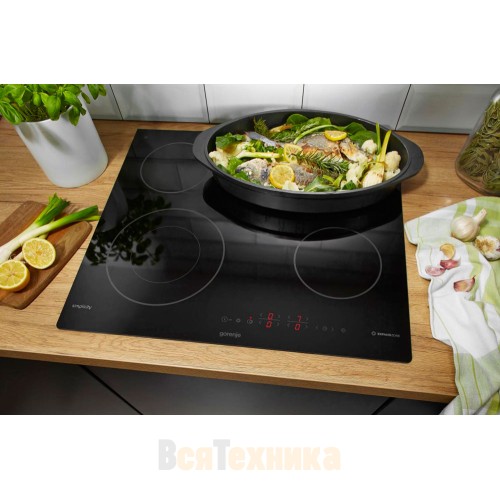 Независимая стеклокерамическая варочная панель Gorenje ECT643SYB