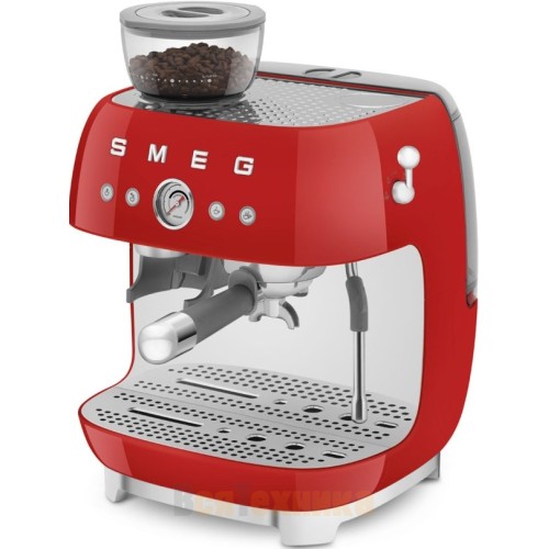 Кофемашина-эспрессо Smeg EGF03RDEU