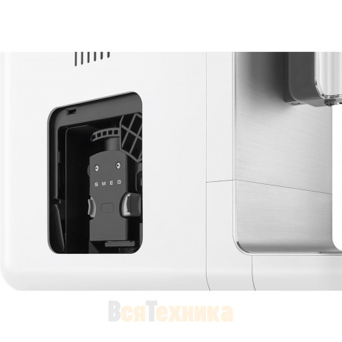 Автоматическая кофемашина Smeg BCC12WHMEU