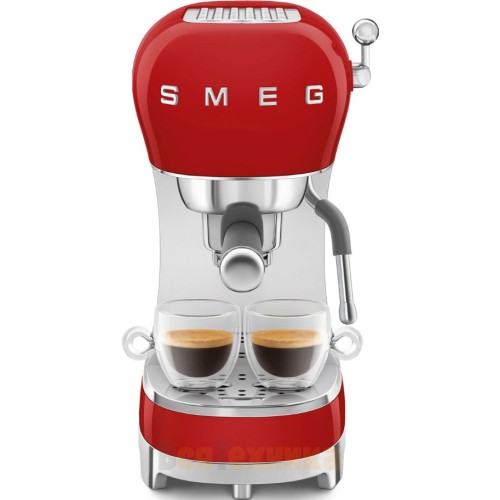Кофемашина-эспрессо Smeg ECF02RDEU