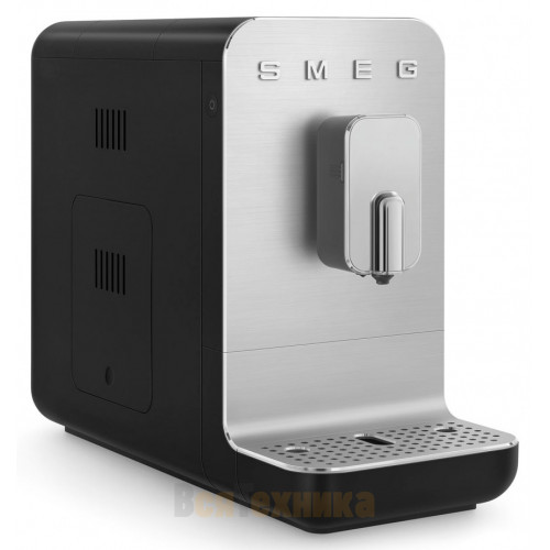 Автоматическая кофемашина Smeg BCC13BLMEU