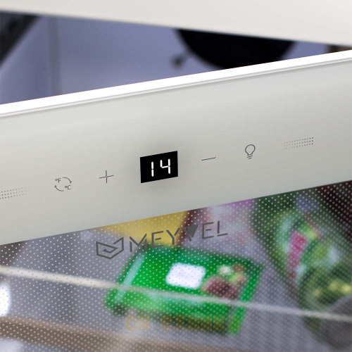 Холодильник для косметики и напитков Meyvel MD71-White