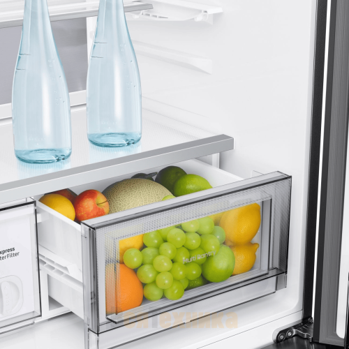 Многодверный холодильник Samsung RM90F67C1WWR Bespoke AI